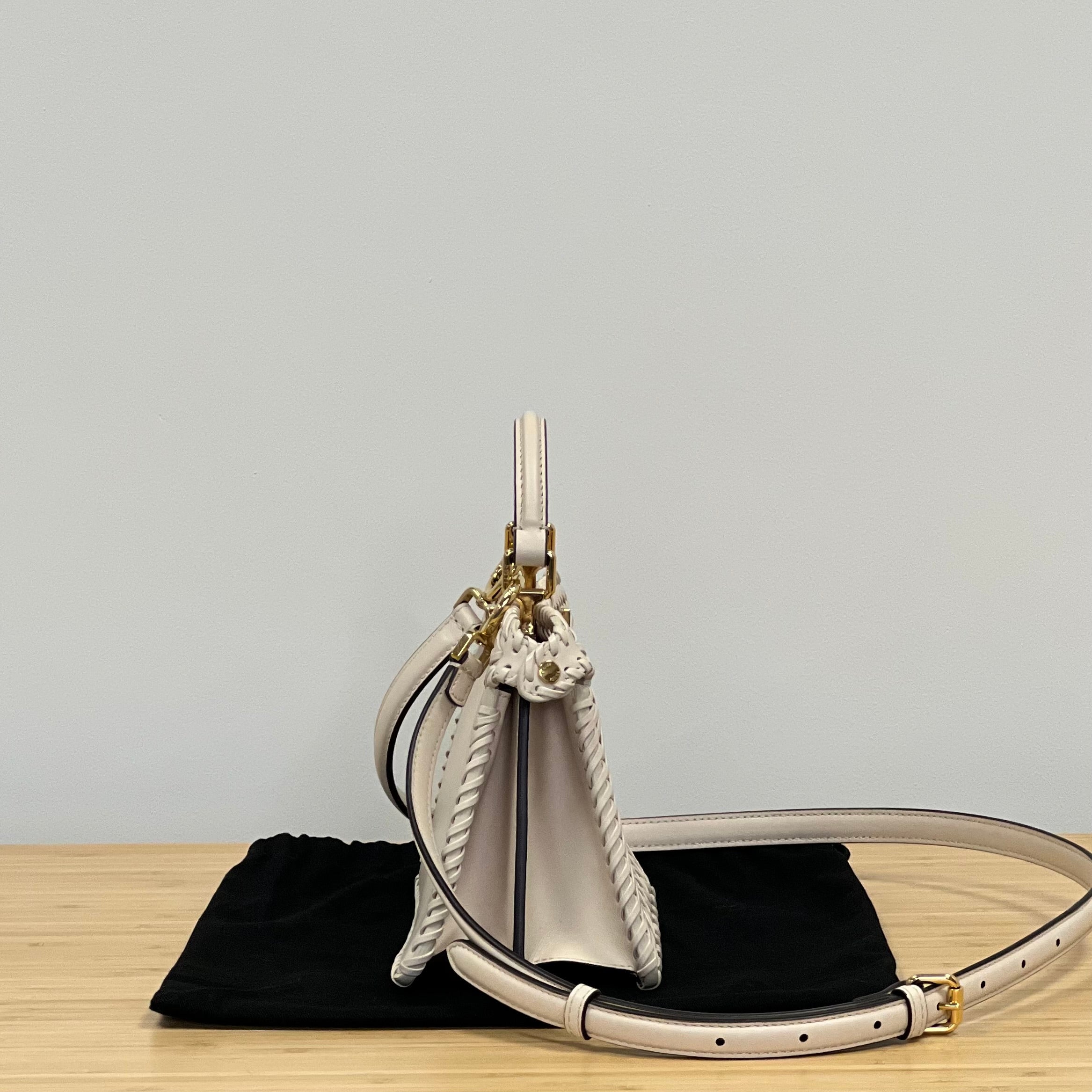 Preloved Fendi Peekaboo