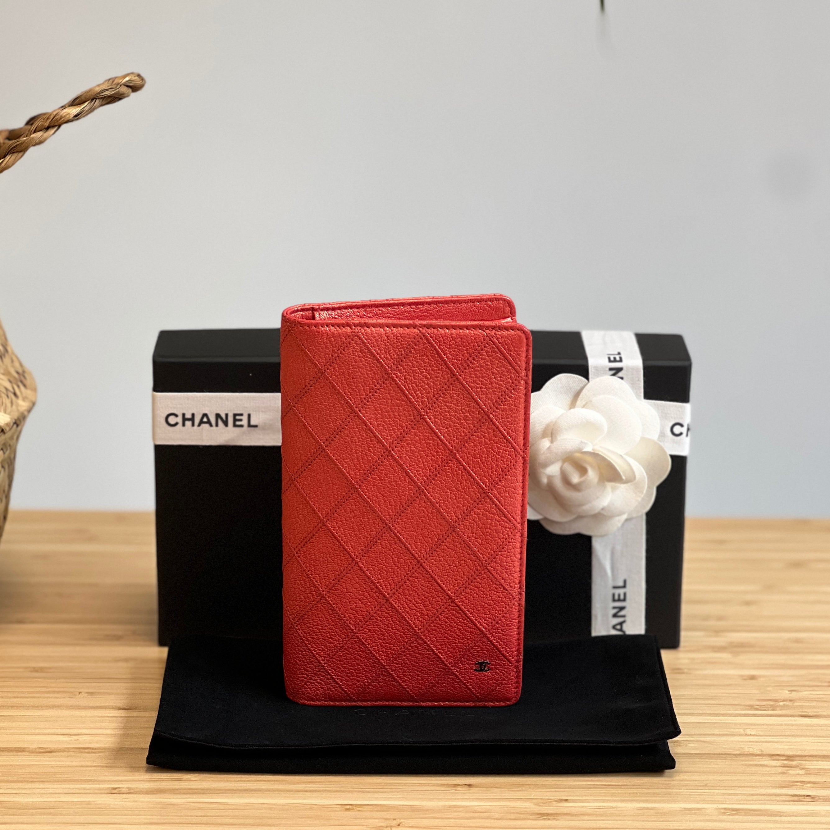 Chanel L Yen Wallet