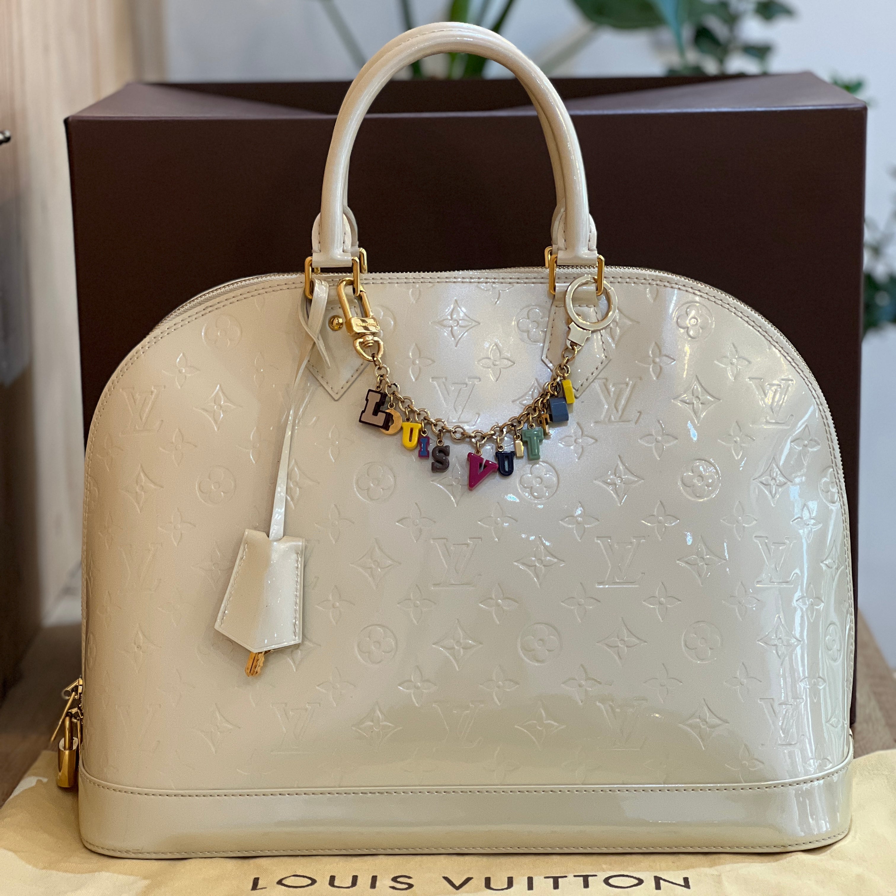 Louis Vuitton Alma GM