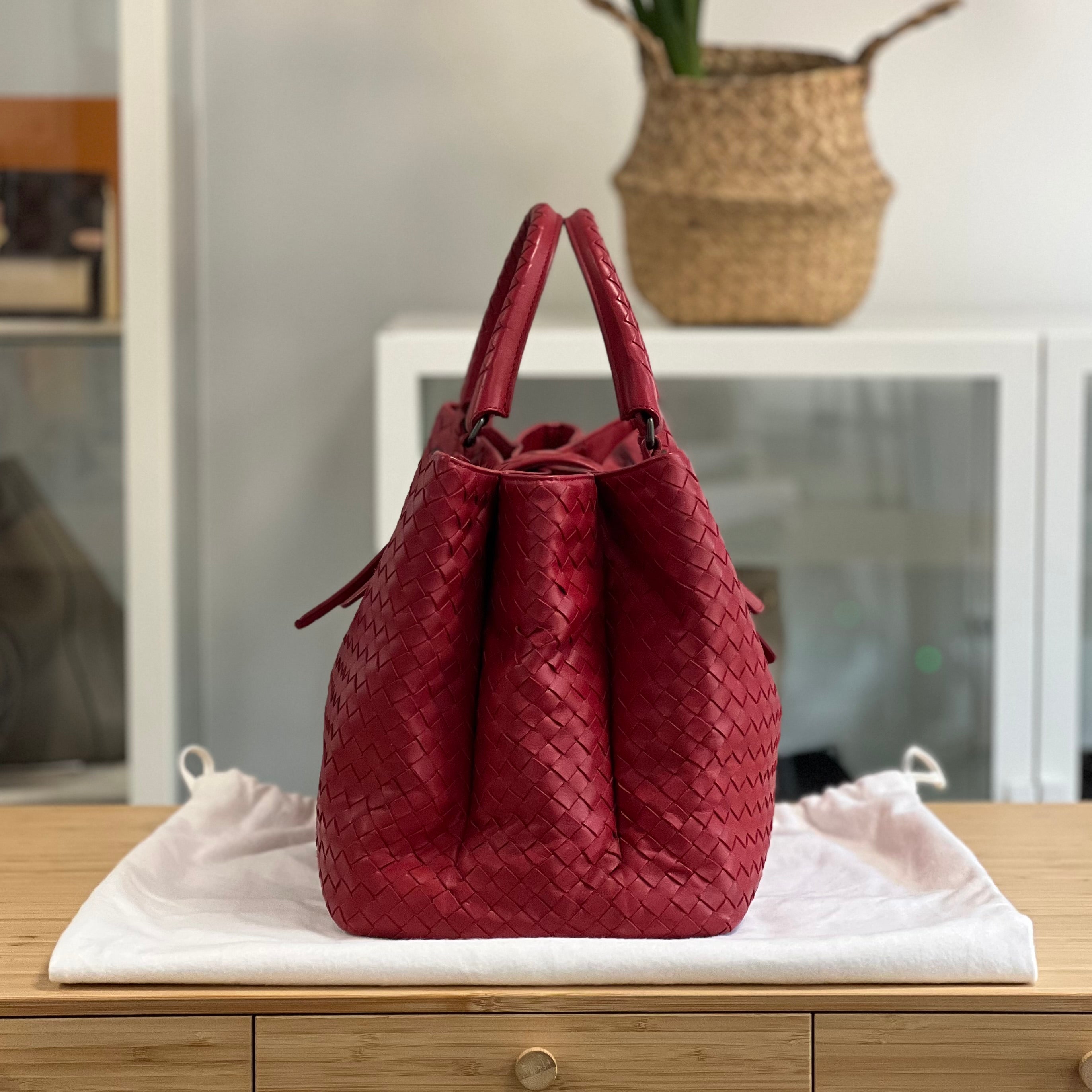 Preloved Bottega Veneta Roma