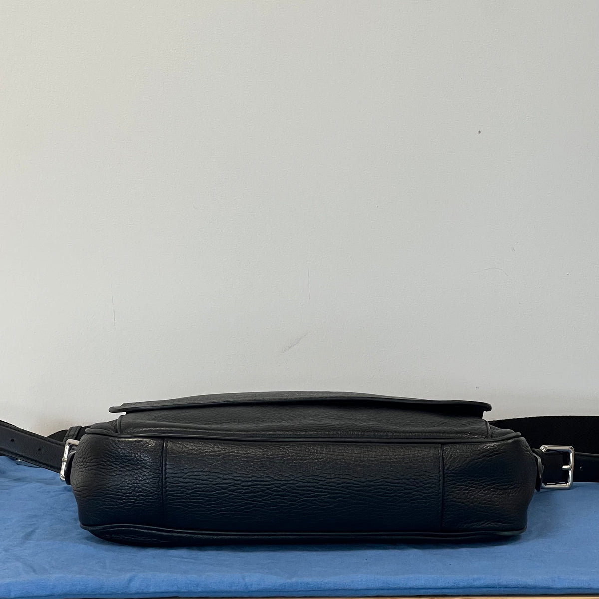 Prelloved Smythson Burlington Messenger