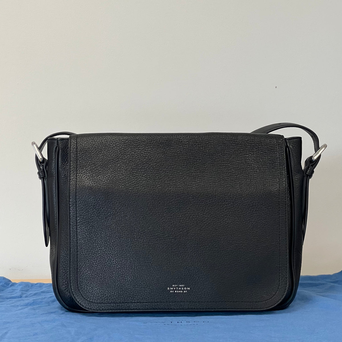 Prelloved Smythson Burlington Messenger
