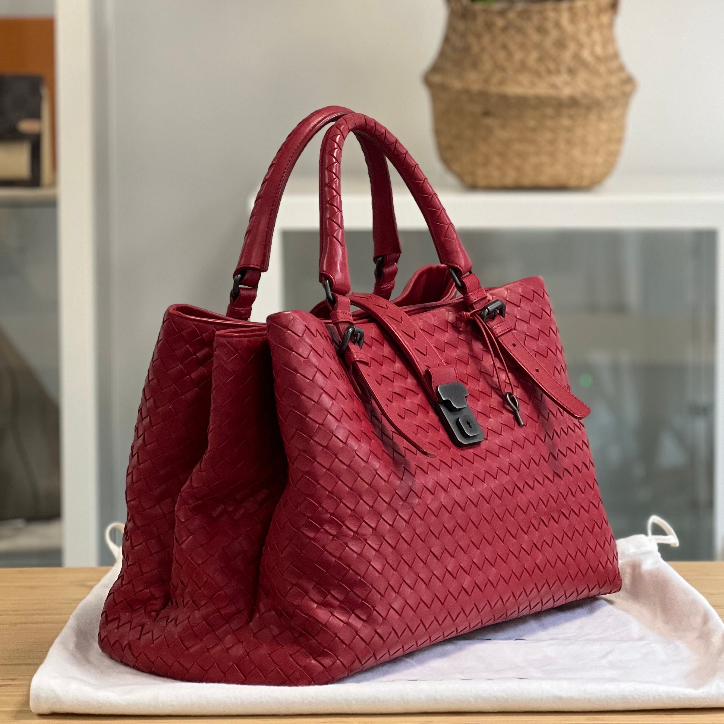 Preloved Bottega Veneta Roma