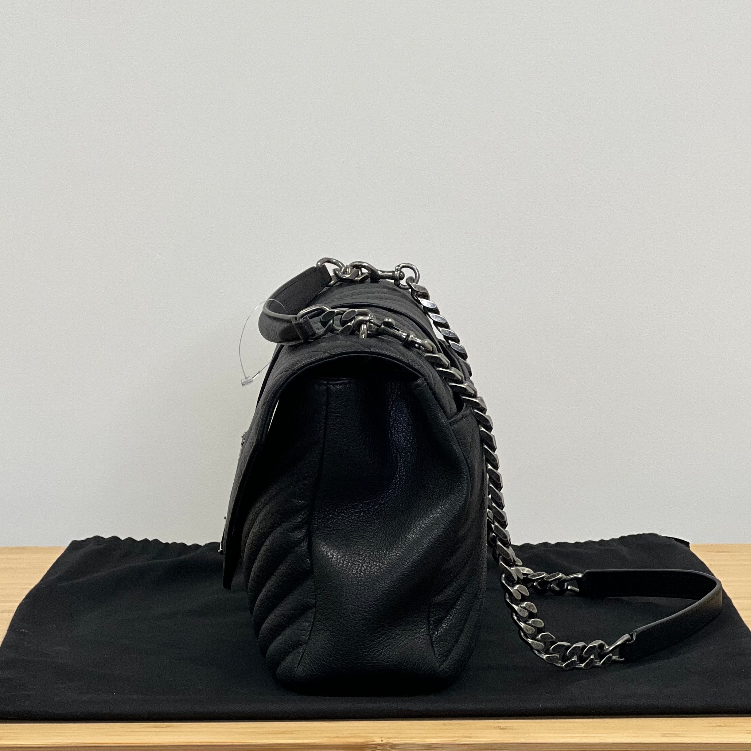 Preloved Saint Laurent College