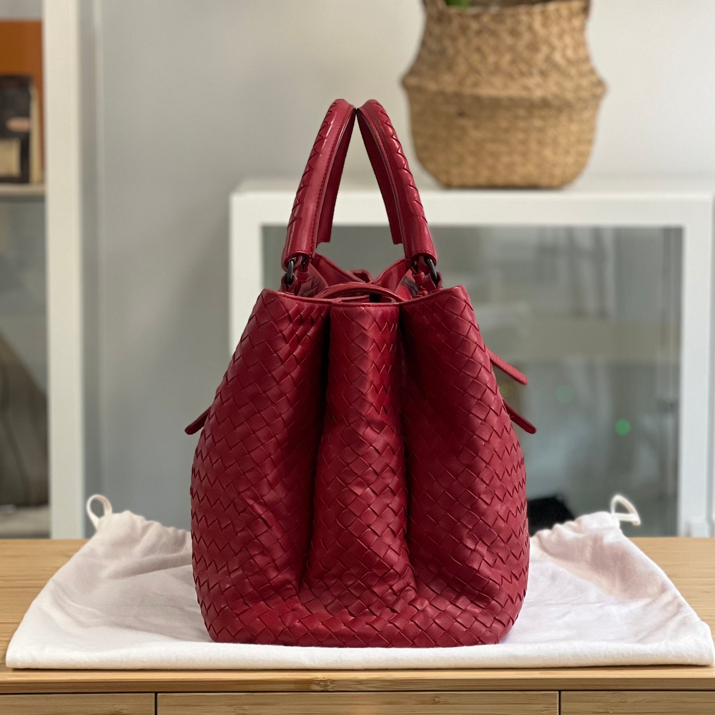 Preloved Bottega Veneta Roma