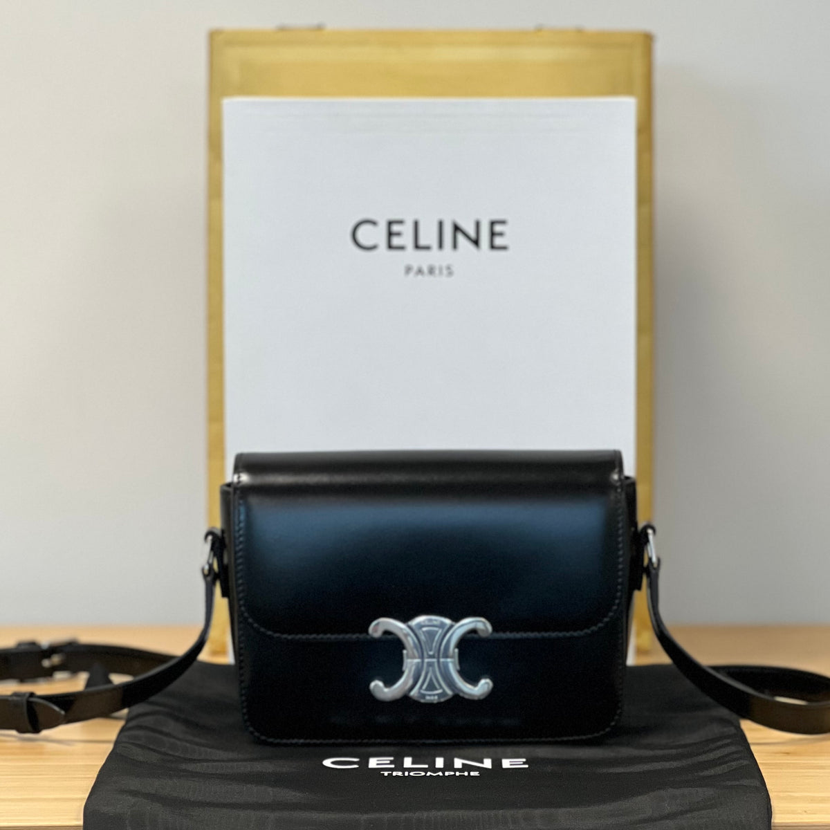 Preloved Celine Teen Triomphe