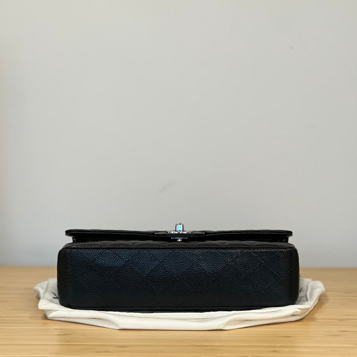Preloved Chanel Classic Flap