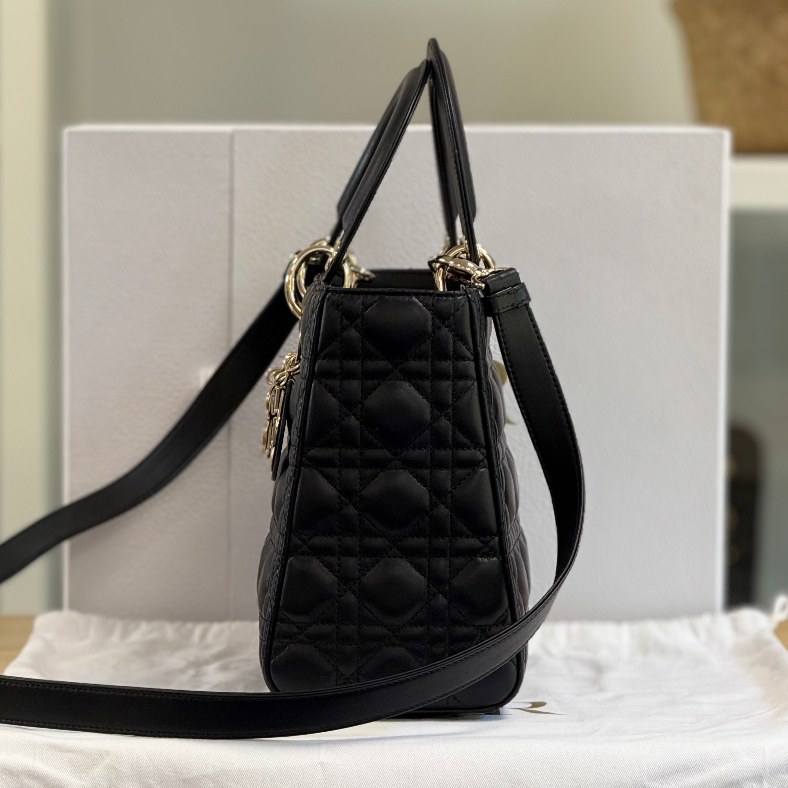 Preloved Christian Dior Lady Dior Medium