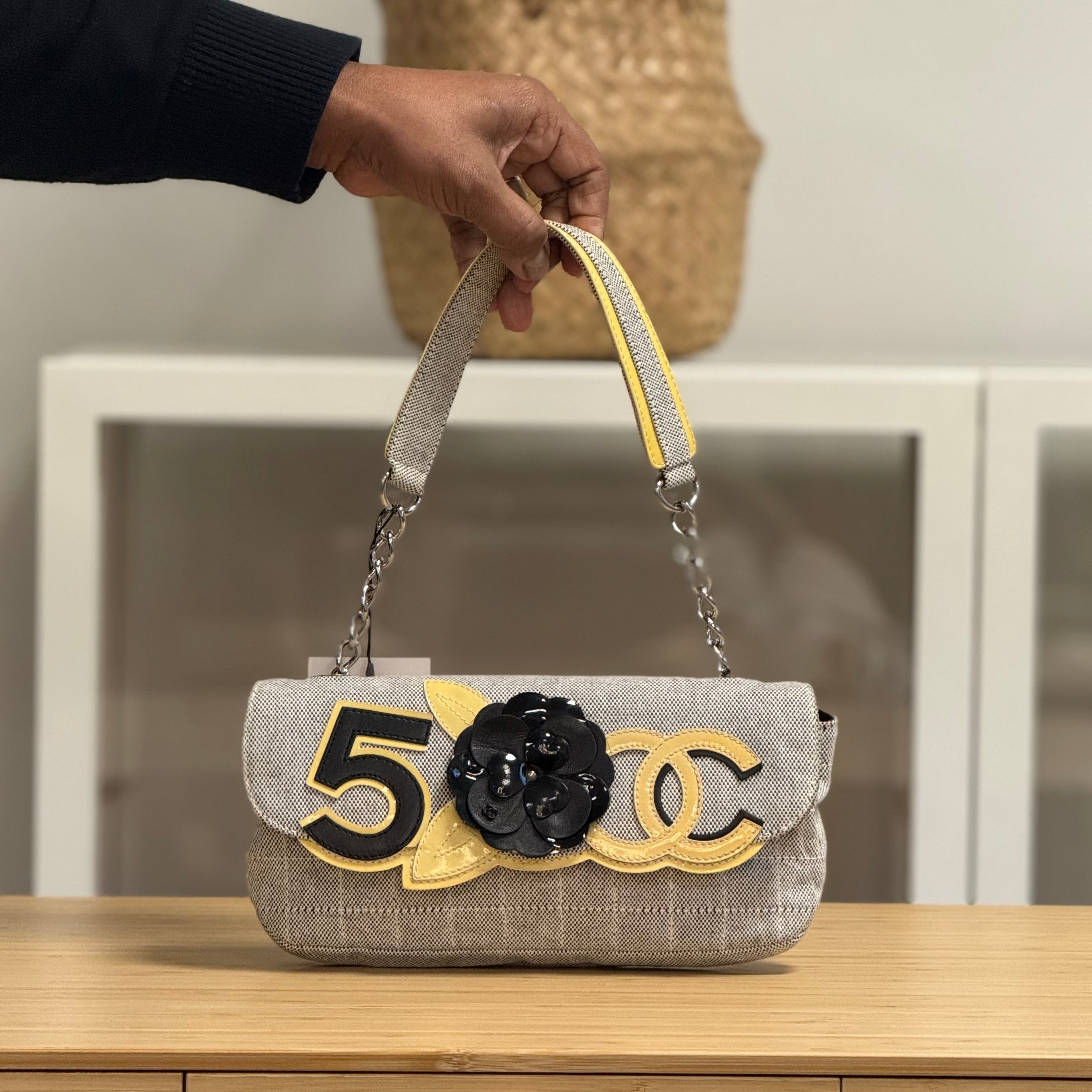 『正規品』CHANEL カメリア No.5 ハンドバッグ Chanel Camelia No.5 Shoulder – ARMCANDY BAG CO