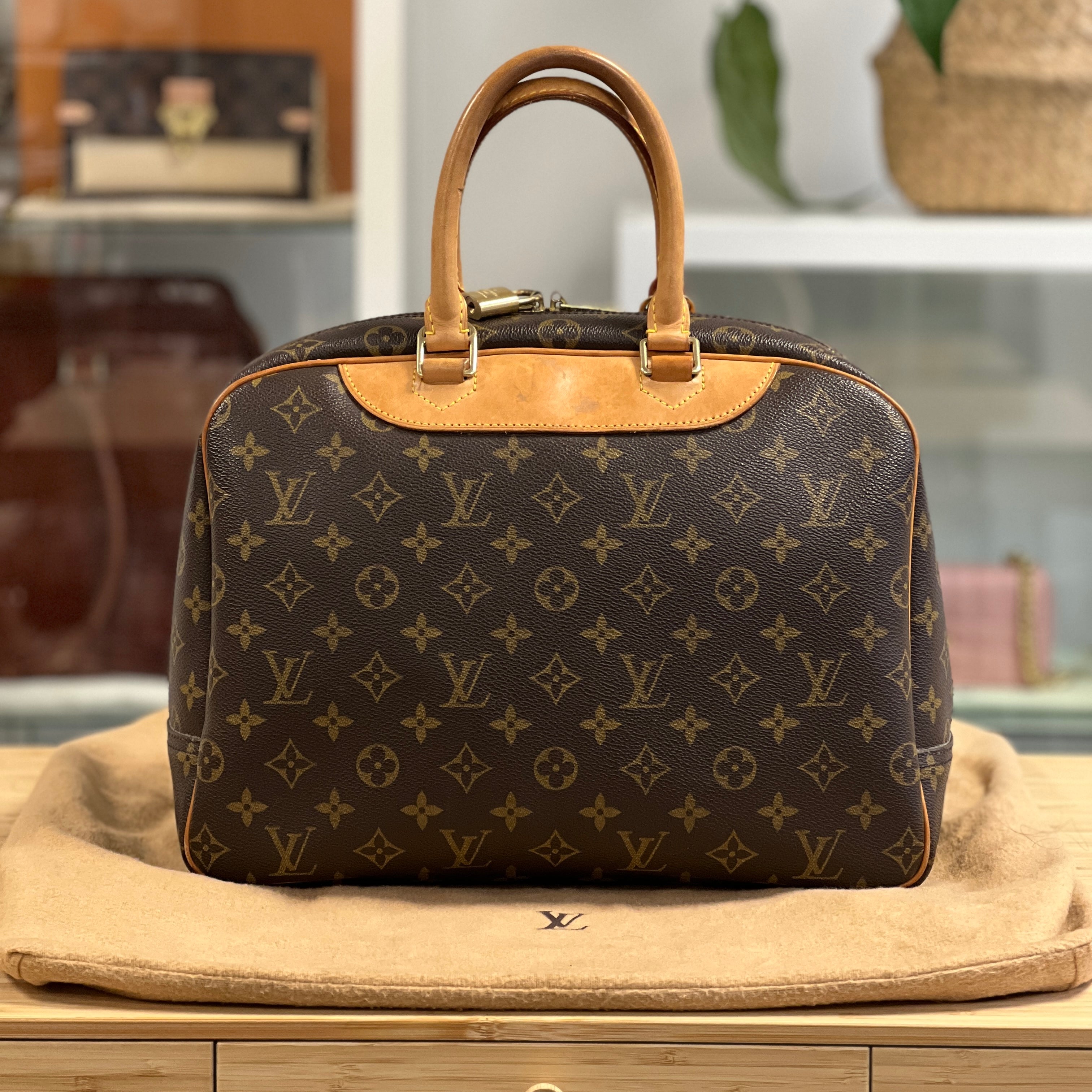 Louis Vuitton Deauville