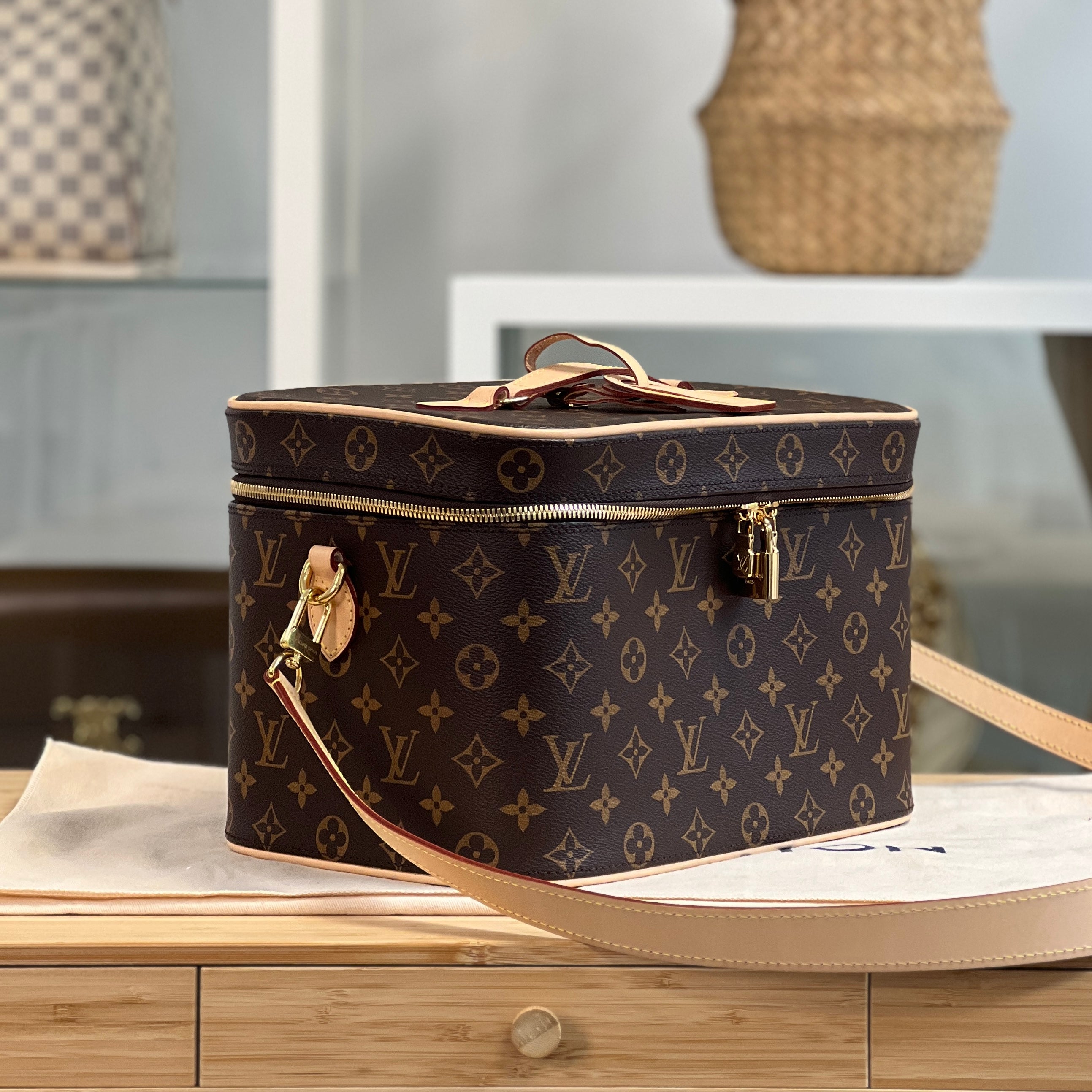 Preloved Louis Vuitton Nice Vanity Case