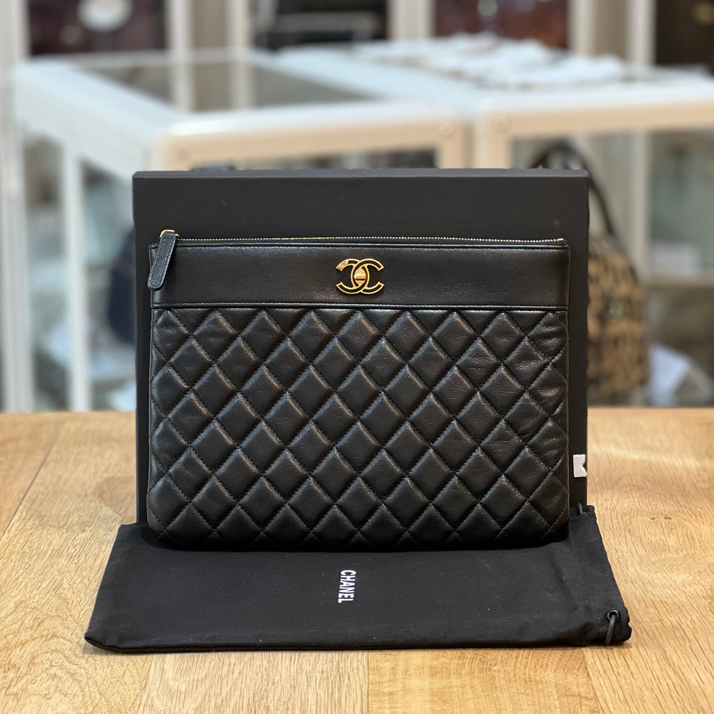 Chanel 2025 o pouch