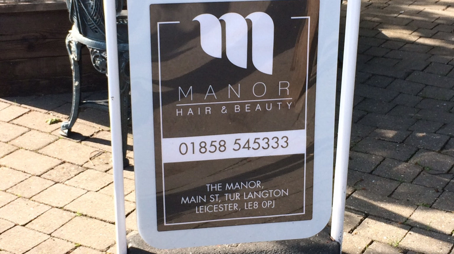 Manor Hair and Beauty Tur Langton Swing Sign