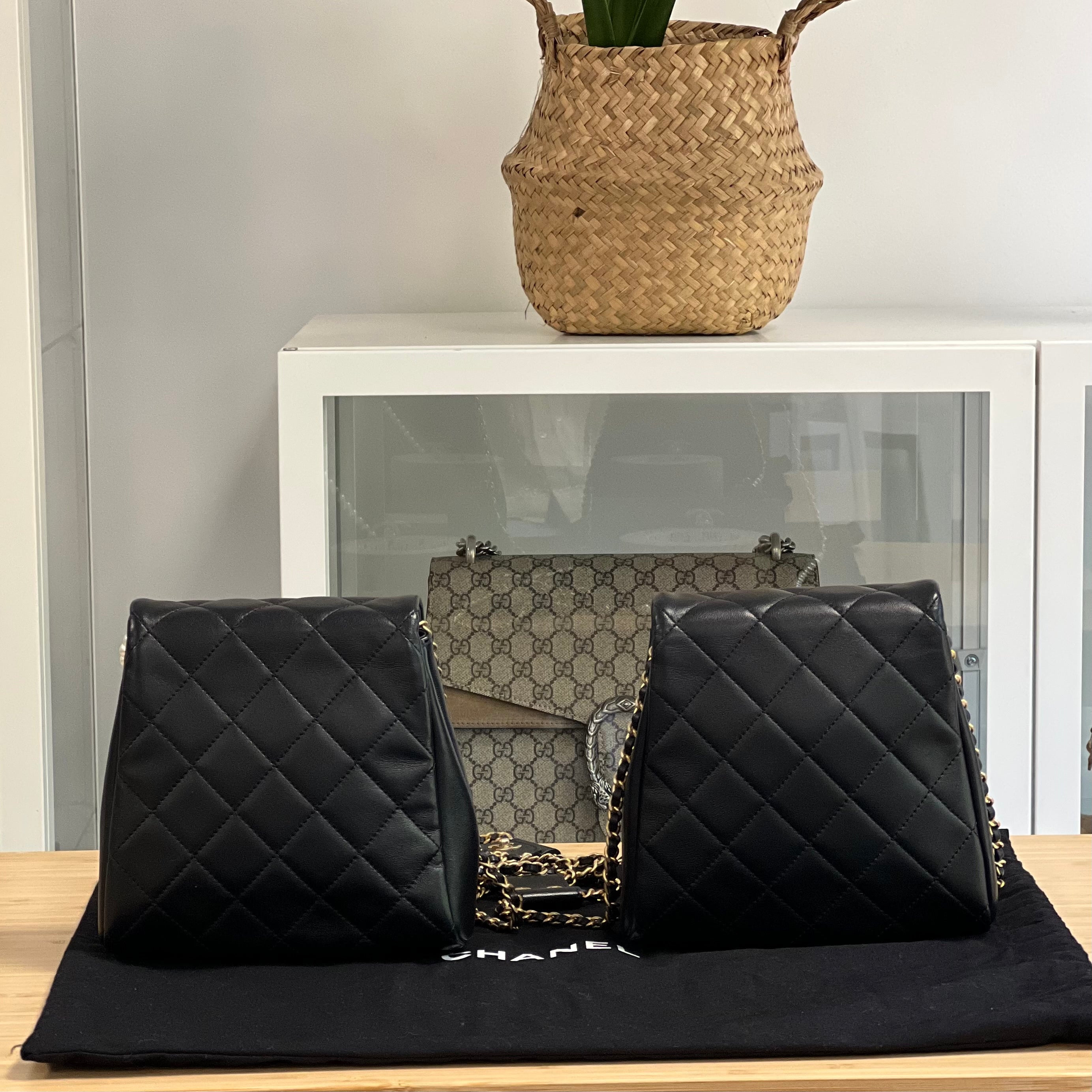 Preloved Chanel Side Pack