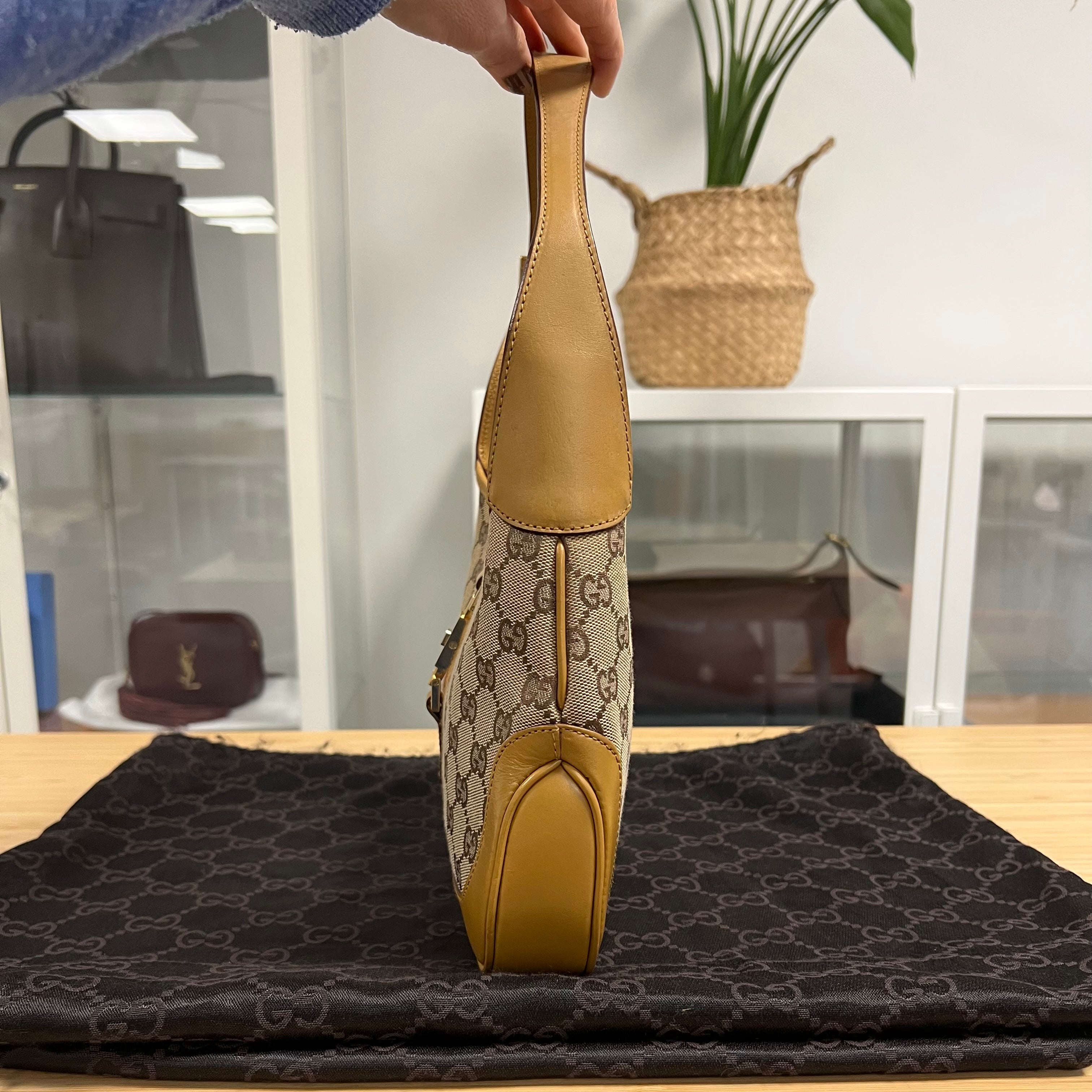 Preloved Gucci Jackie