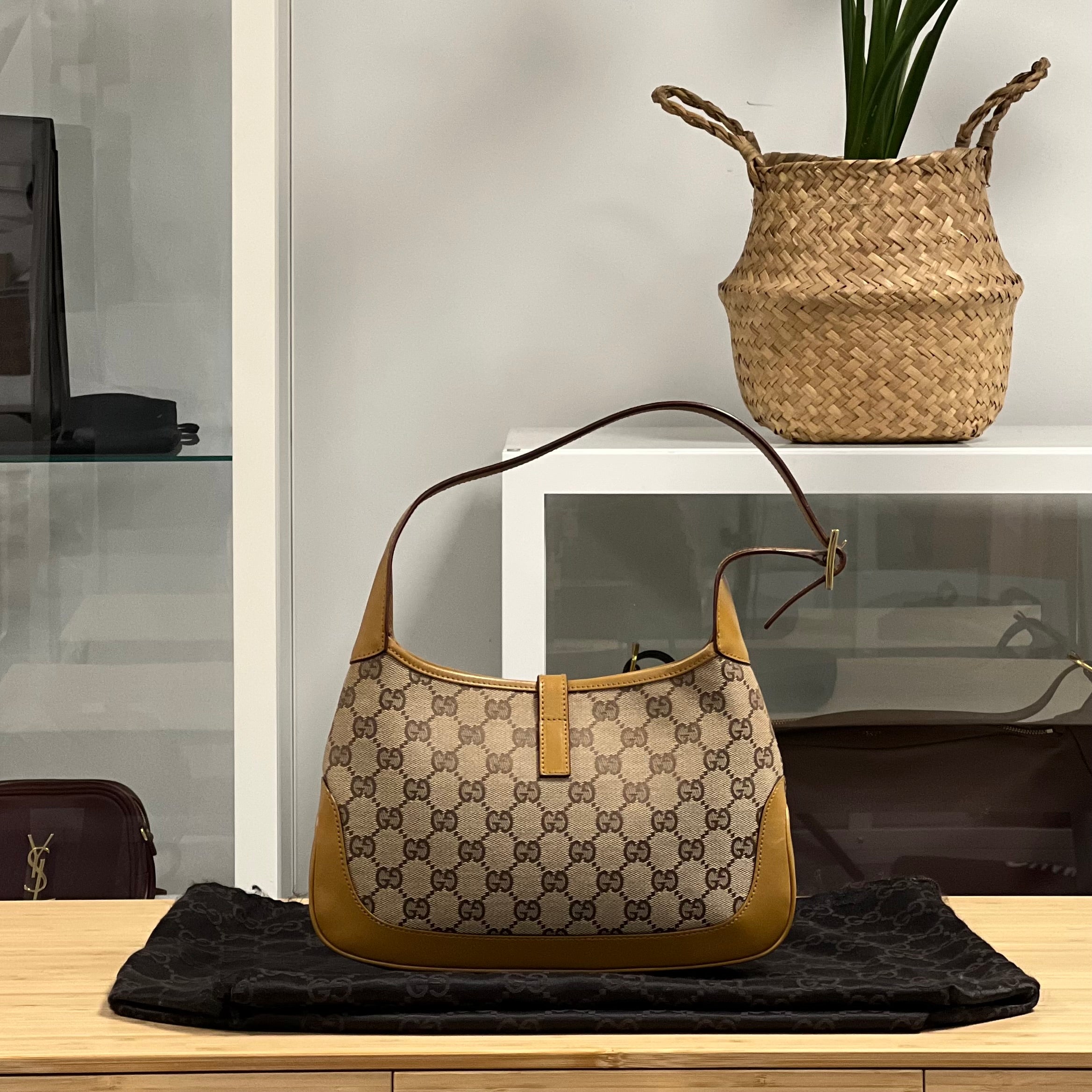 Preloved Gucci Jackie