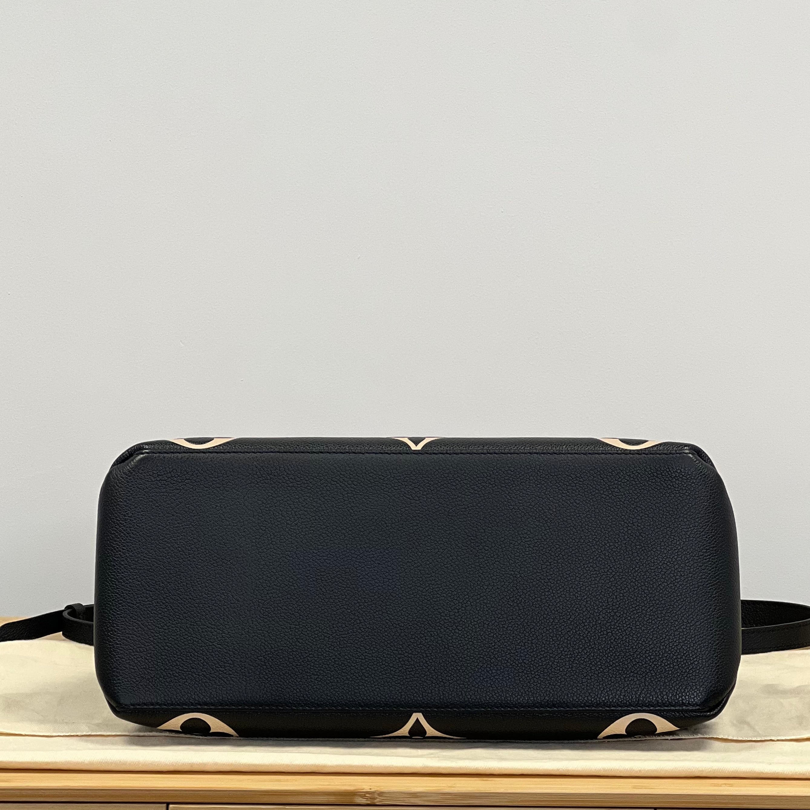 Preloved Louis Vuitton Grand Palais Tote