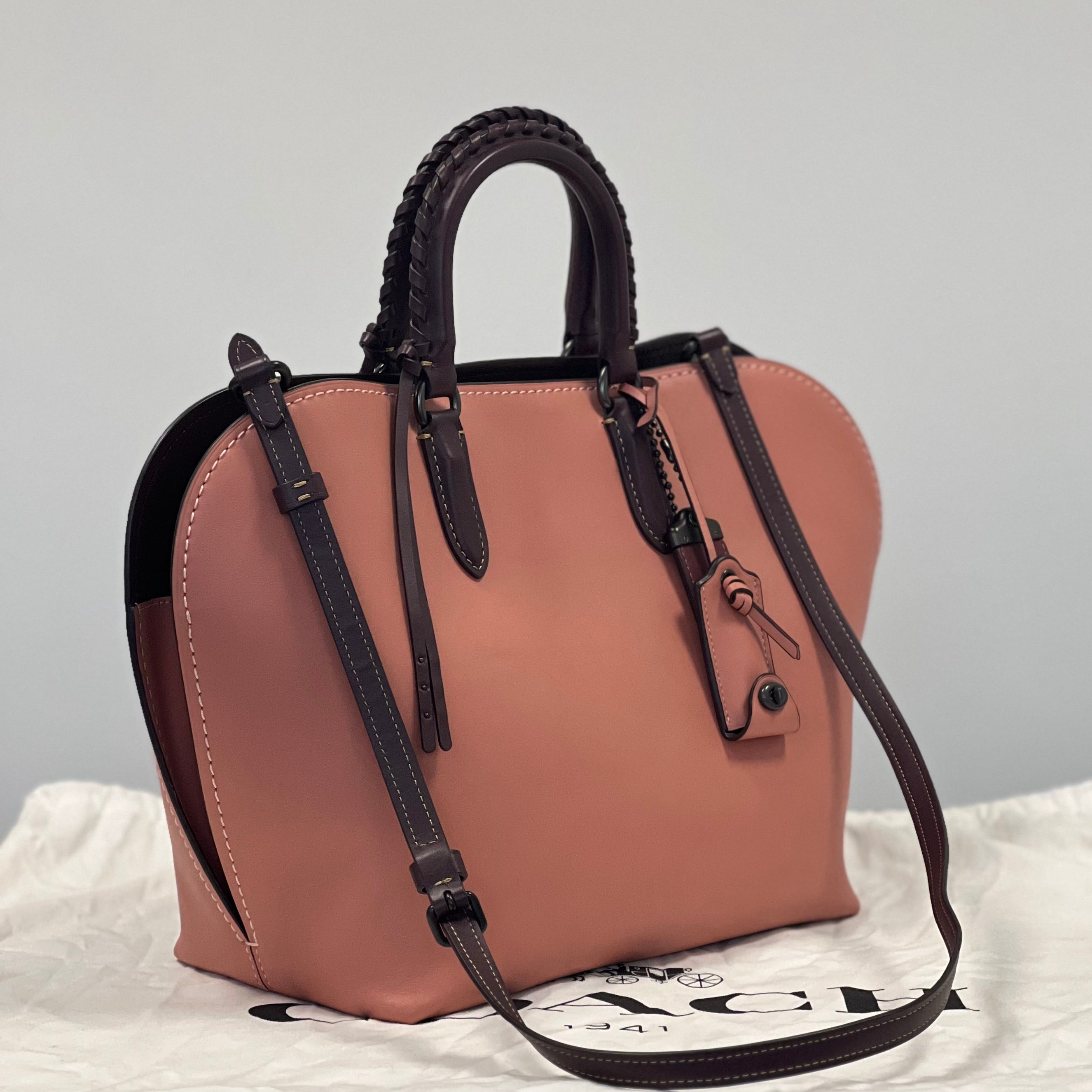 Preloved Coach Dakotah 1941