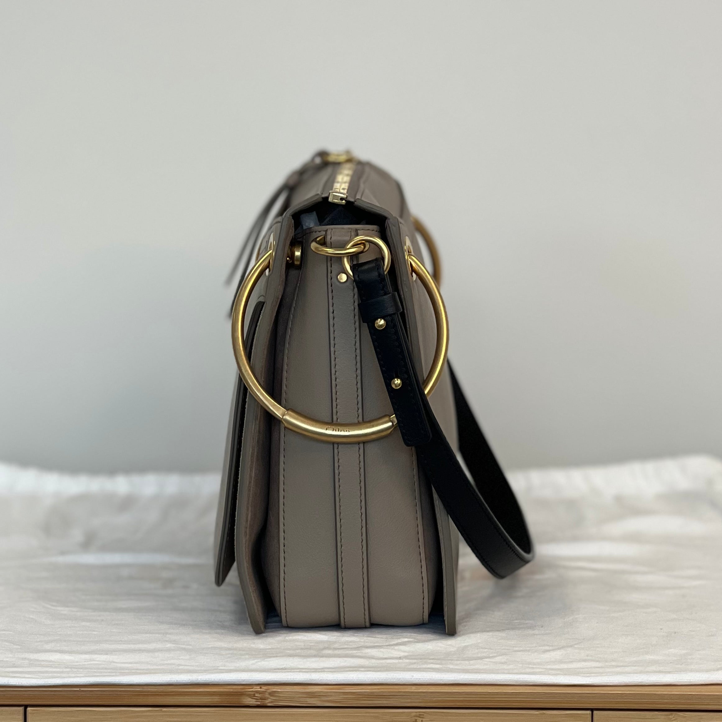 Chloé Roy – ARMCANDY BAG CO