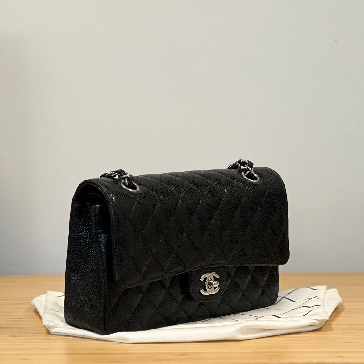 Preloved Chanel Classic Flap