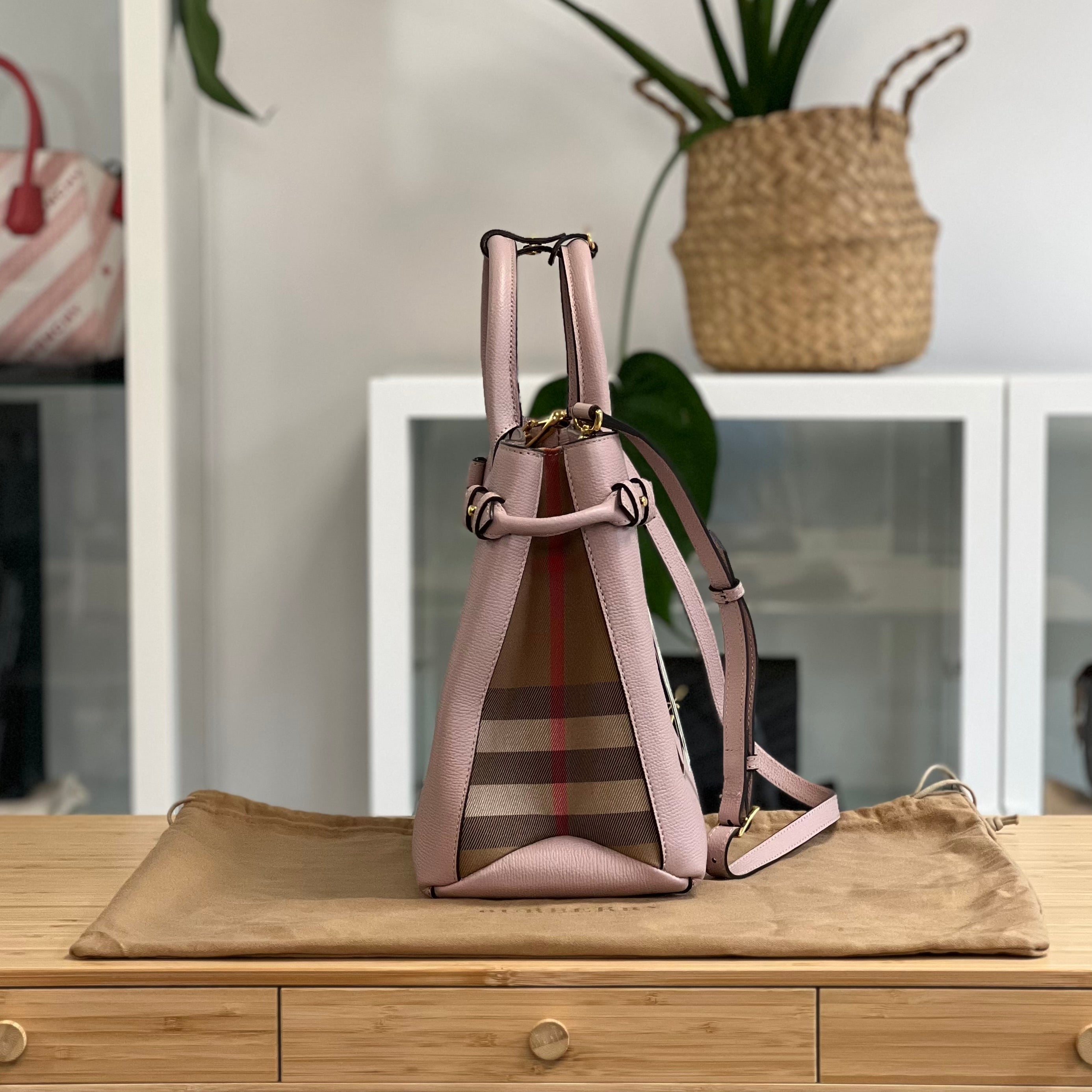 Burberry Banner – ARMCANDY BAG CO