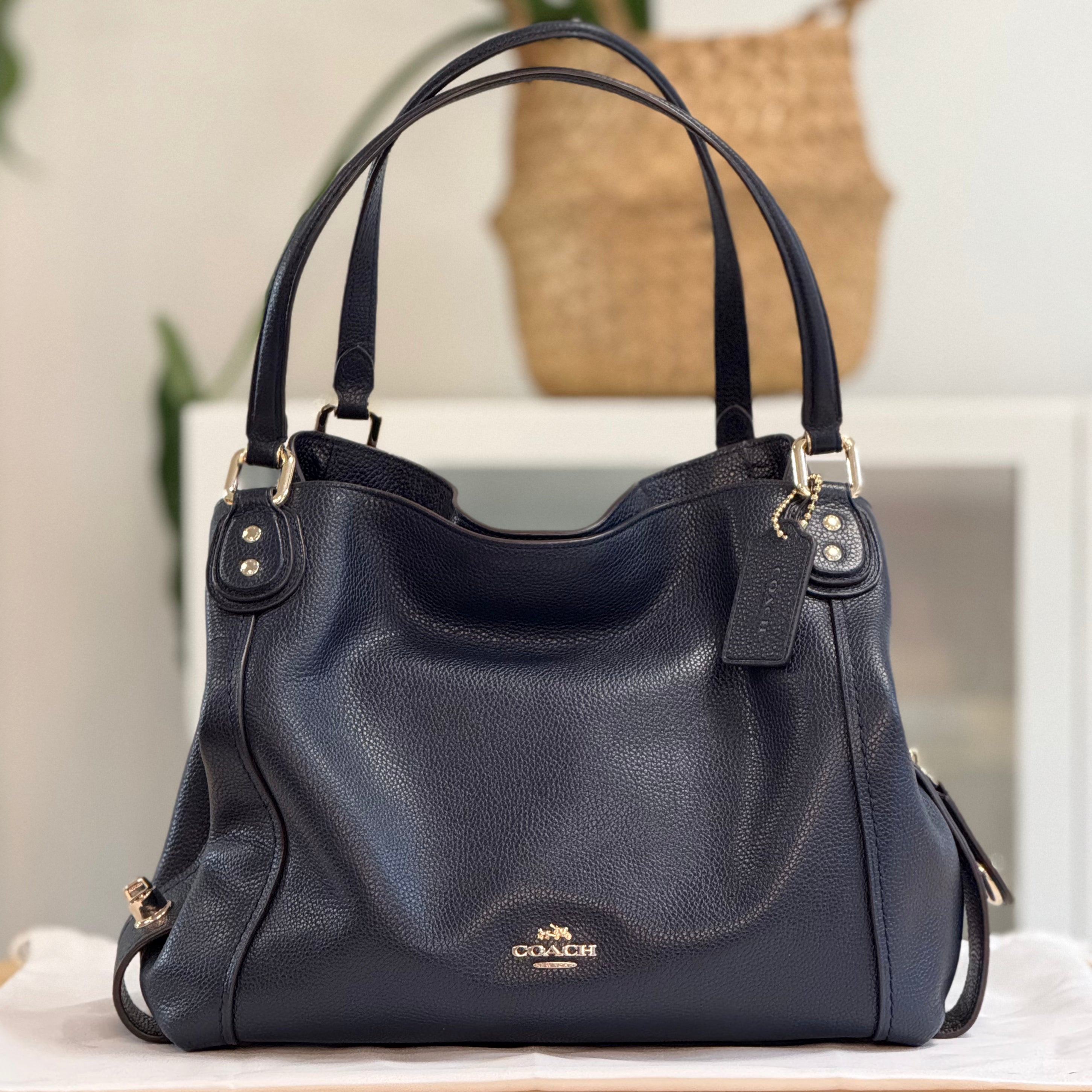 Preloved Coach Edie 31