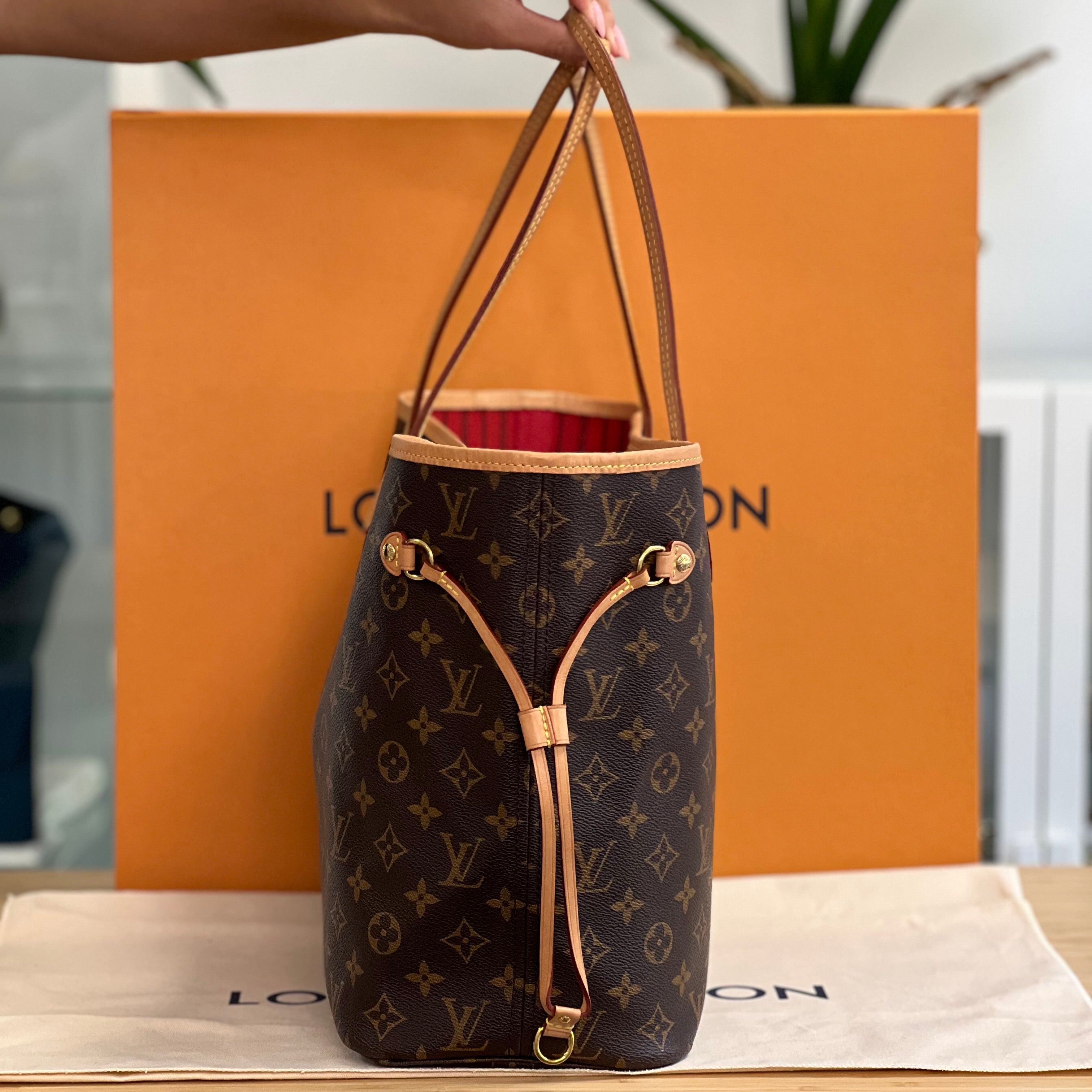 Louis Vuitton Neverfull MM