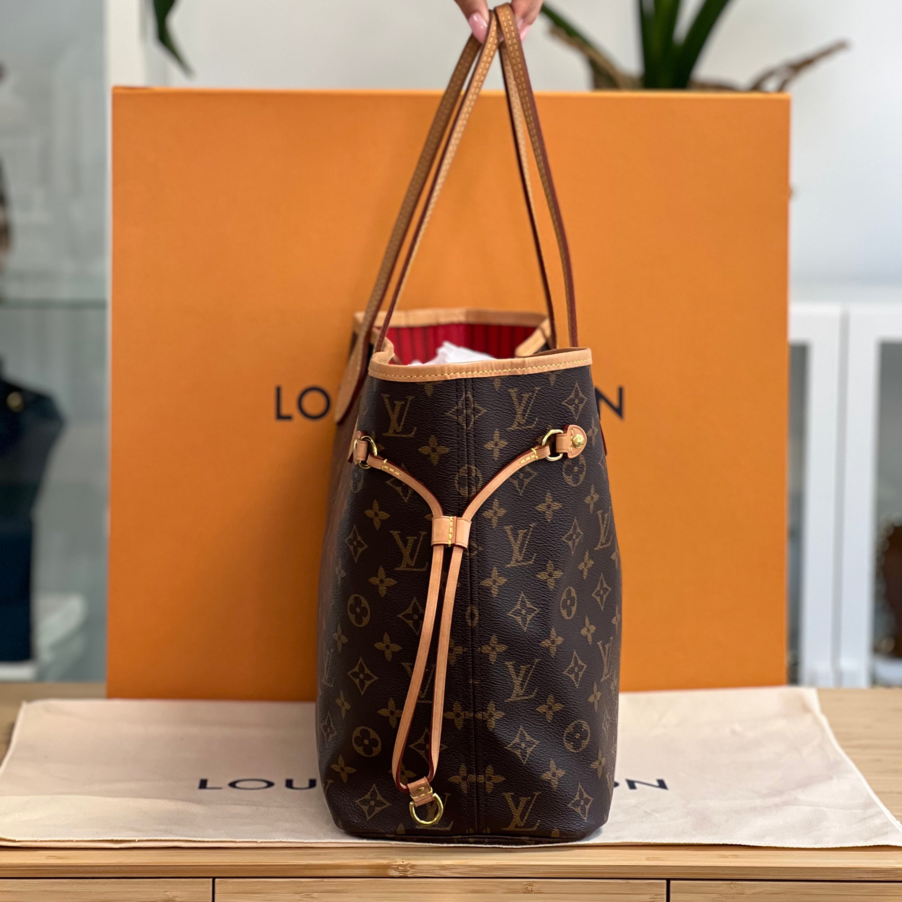 Louis Vuitton Neverfull MM