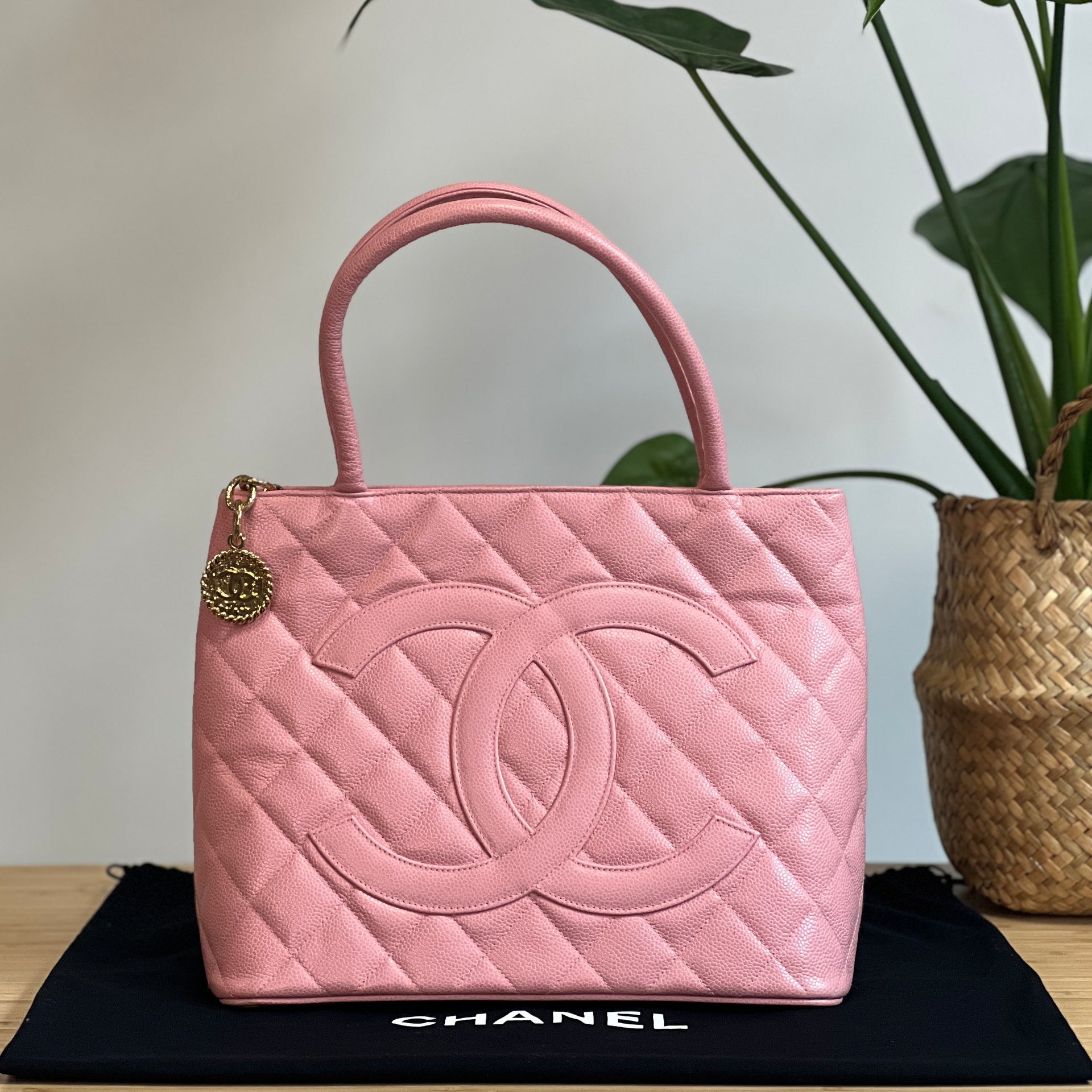 Chanel Medallion Tote – ARMCANDY BAG CO