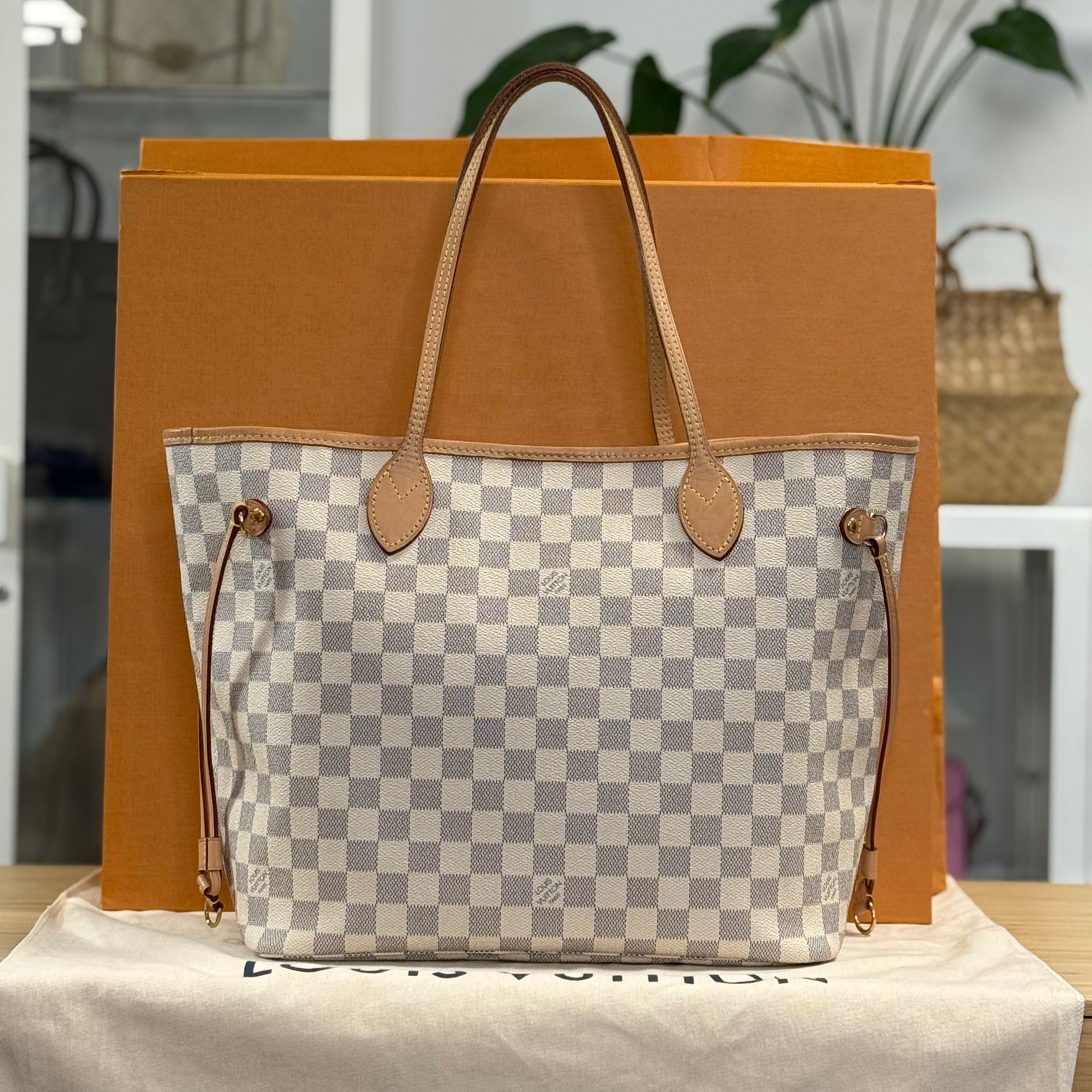 Chanel, Hermès, Louis Vuitton, Celine, Bottega Veneta – ARMCANDY