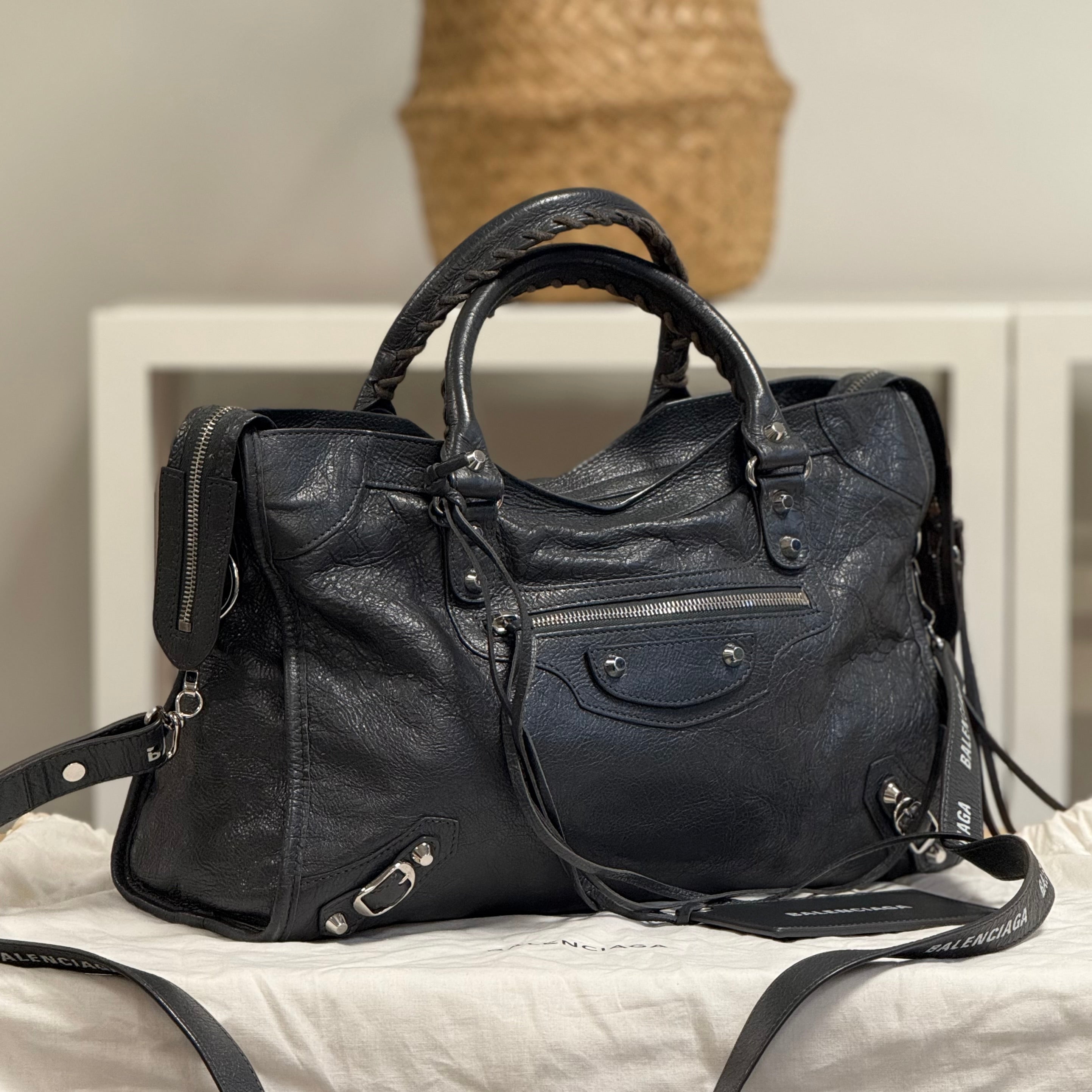 BALENCIAGA シティ　ハンドバッグ 楽天市場】【バッグ】BALENCIAGA バレンシアガ ザ シティ ハンドバッグ