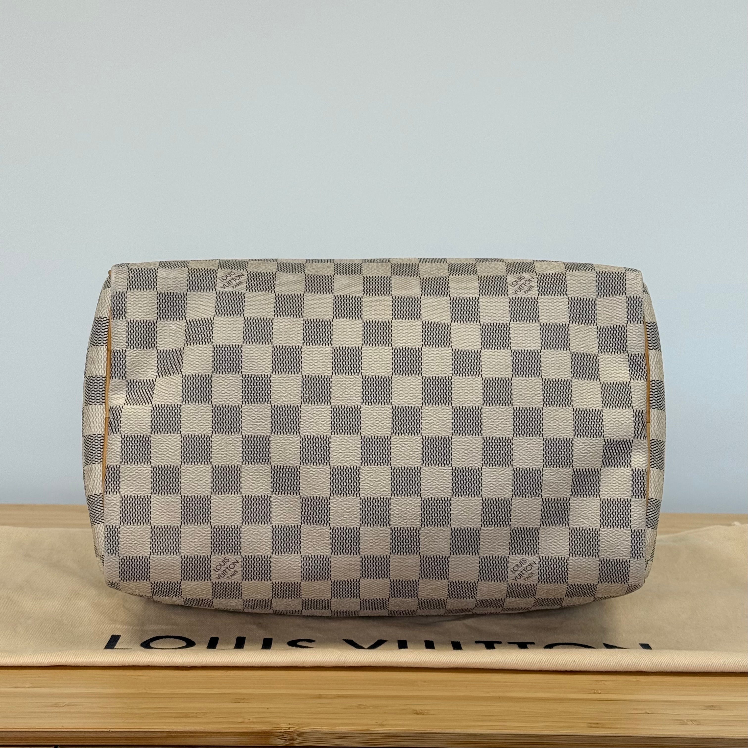 Louis Vuitton Speedy 30