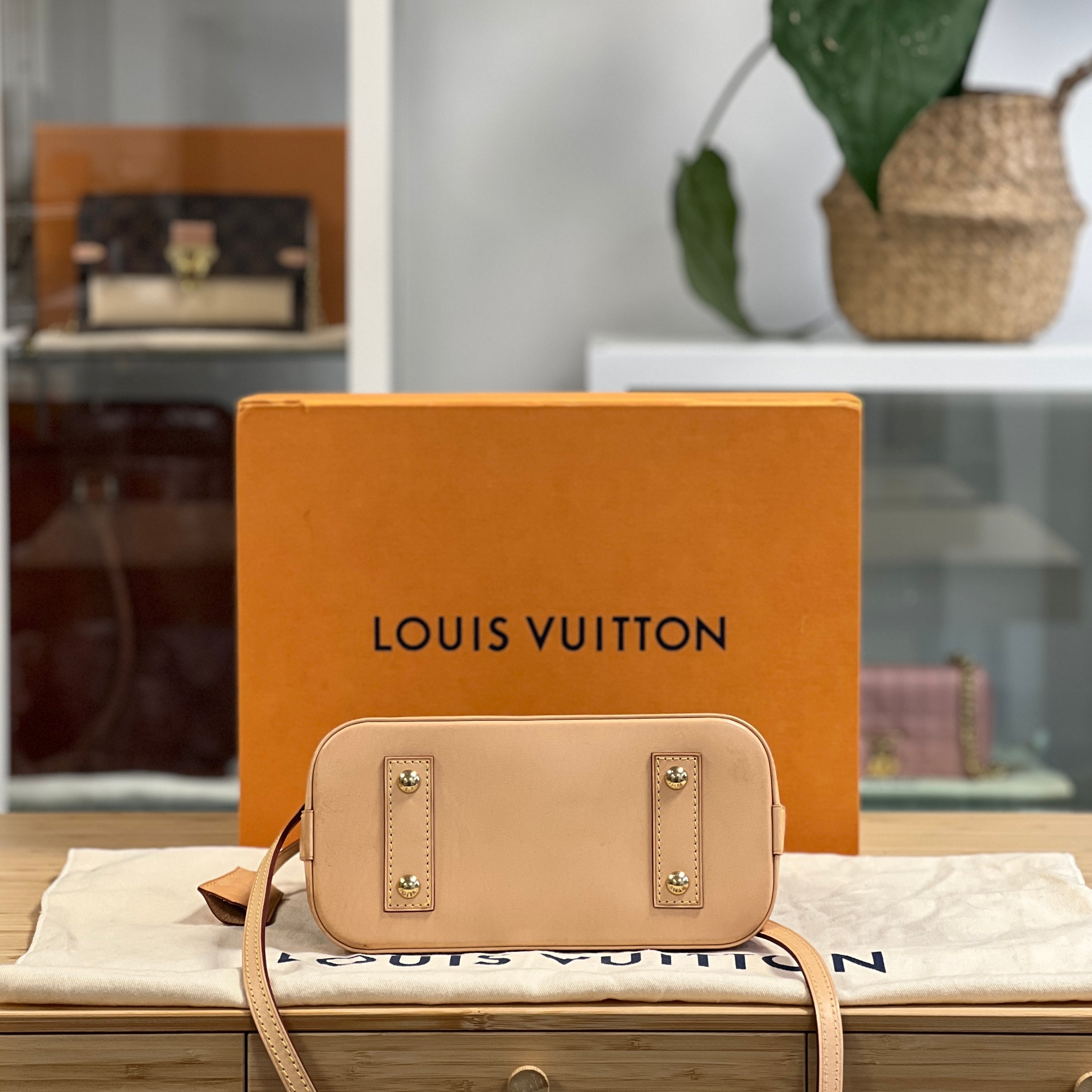 Louis Vuitton Alma BB