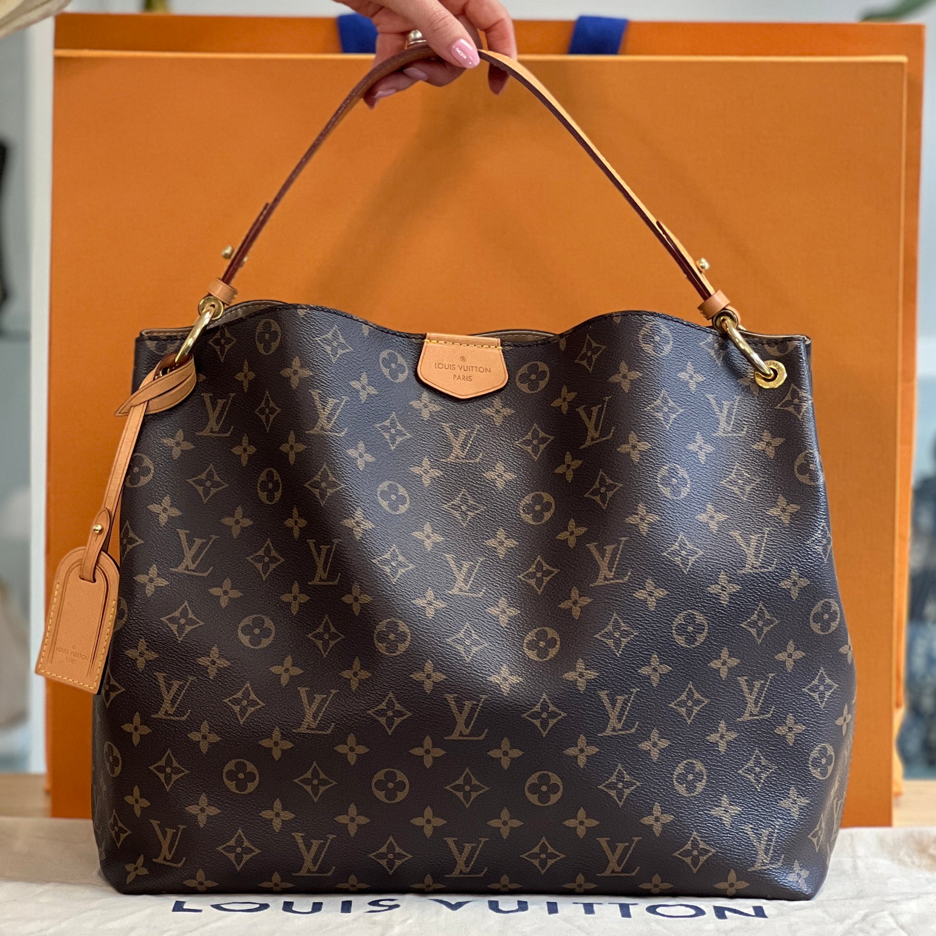 Louis Vuitton Graceful MM – ARMCANDY BAG CO