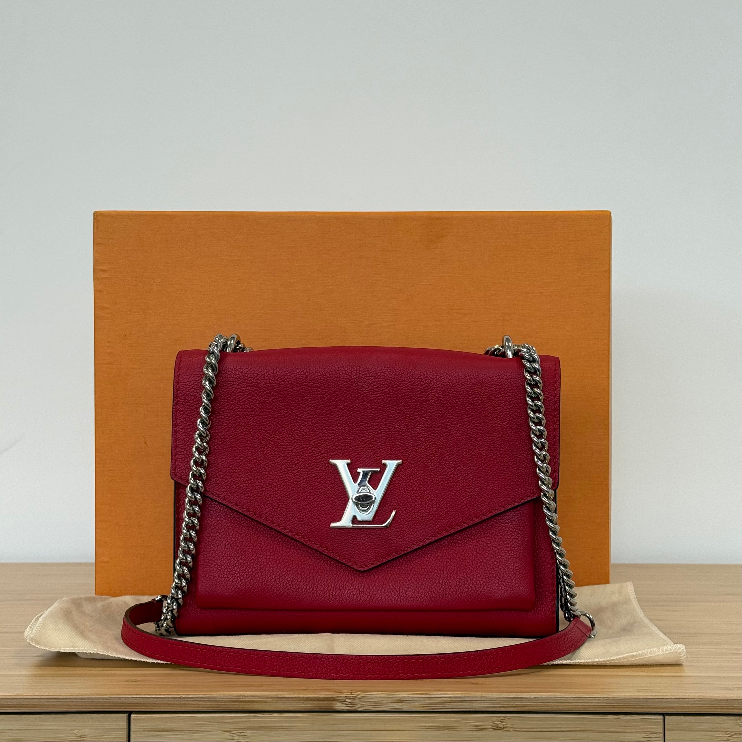Louis Vuitton MyLockMe Chain Bag