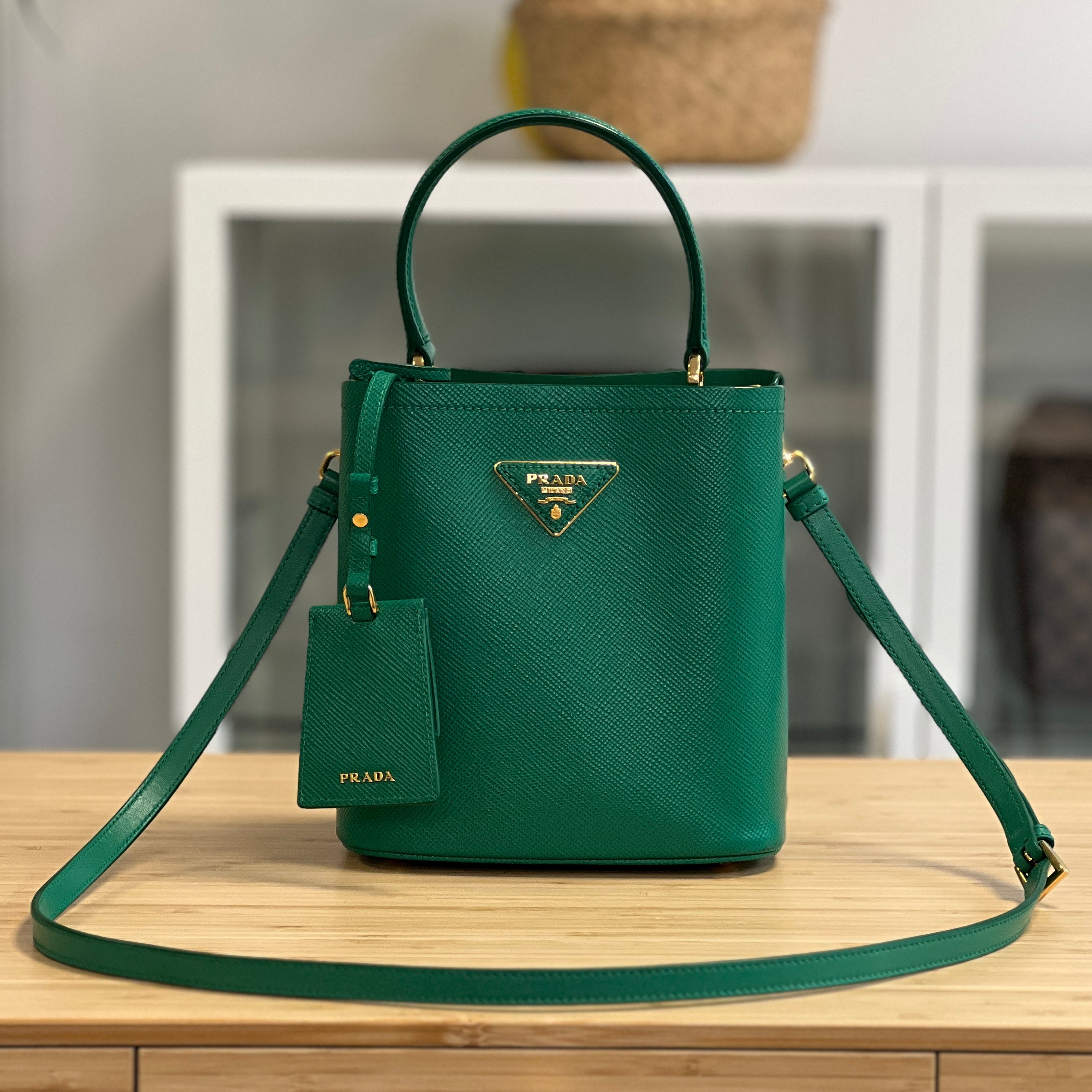 PRADA グリーン ハンドバッグ IMG_81493.jpg?v=1738164368&
