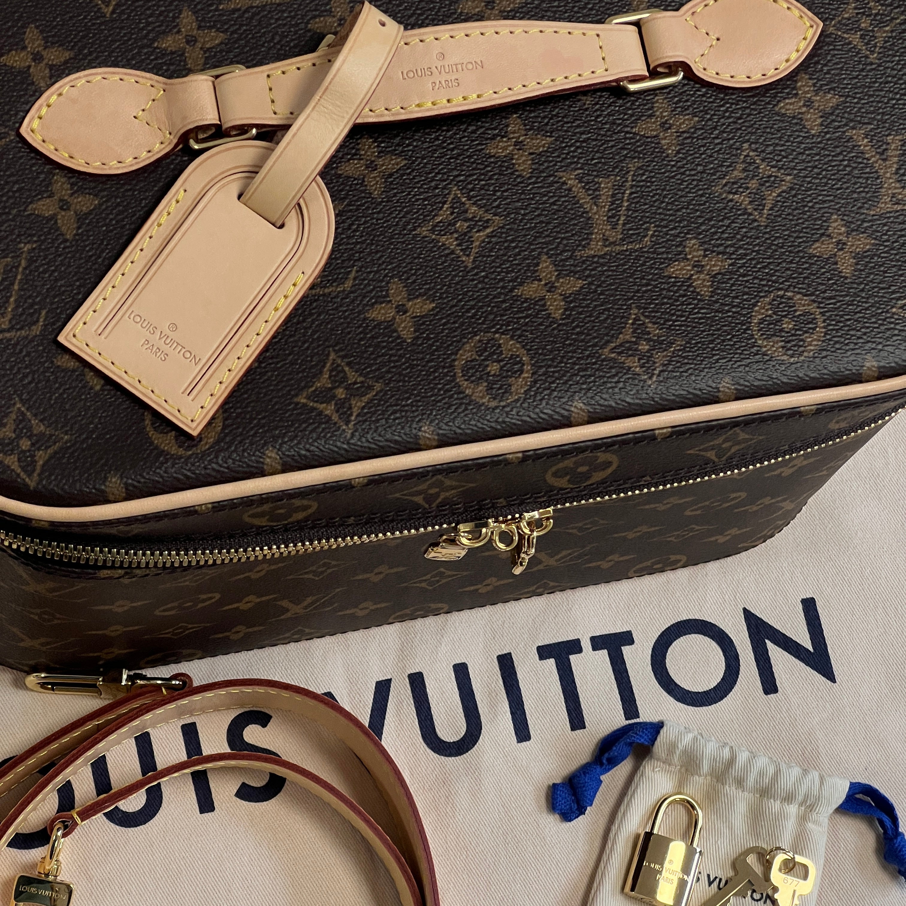 Louis Vuitton label hardware 