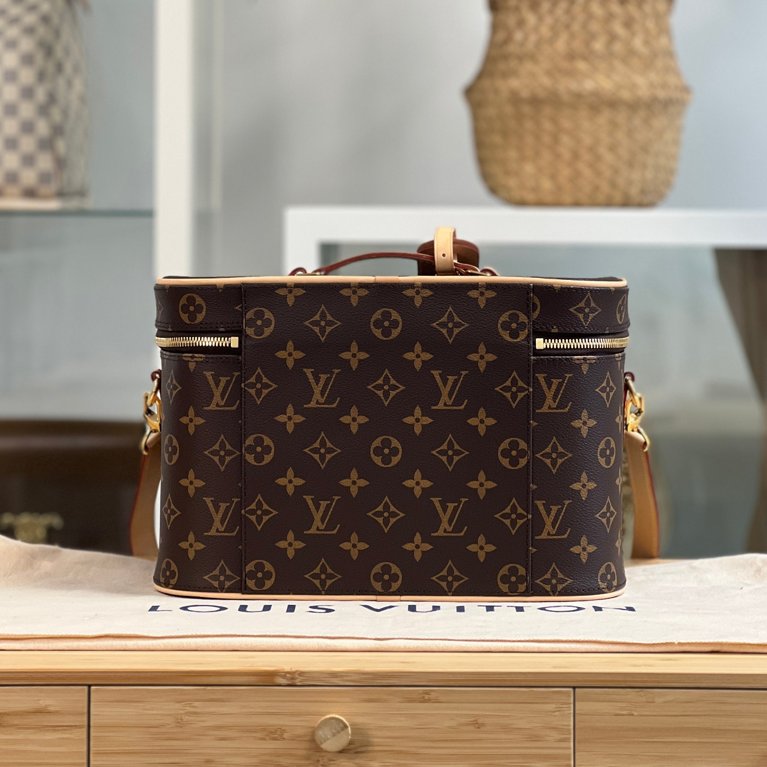 Louis Vuitton Nice Vanity Case – ARMCANDY BAG CO