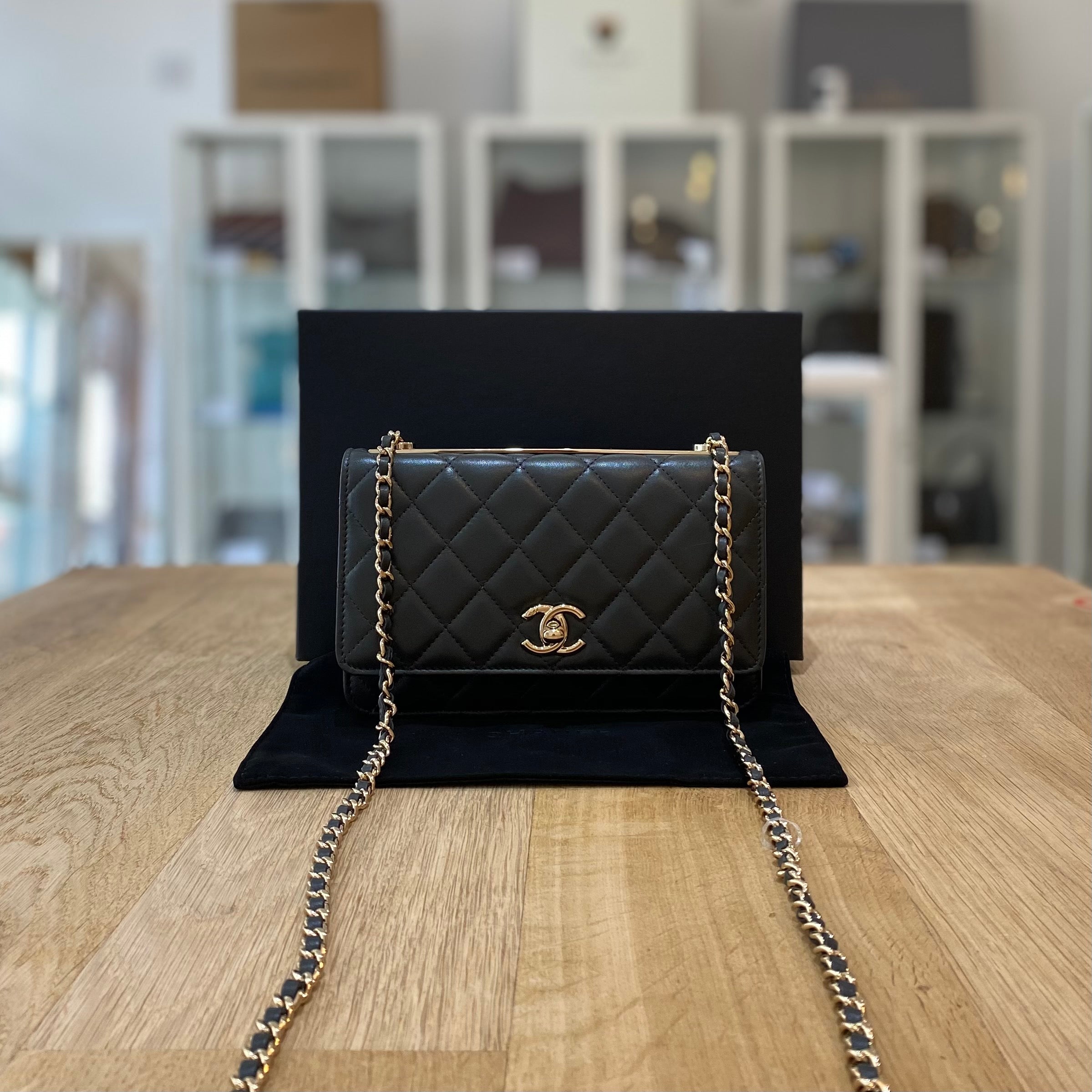 Chanel woc with turnlock Clearance